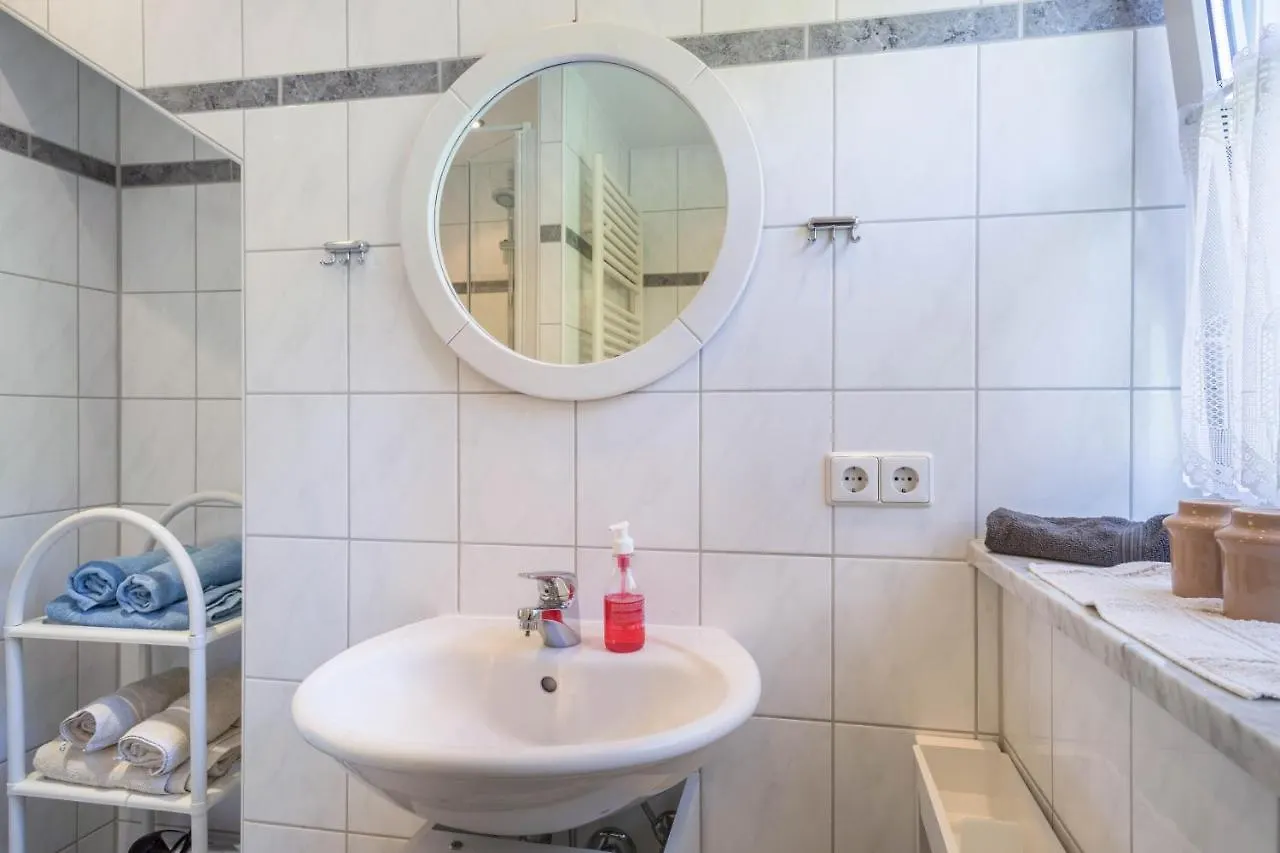 Ferienwohnung Annemarie und Walter Hechelmann Lindau  0*, Lindau (Bodensee)